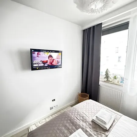 Inpoint One Bedroom With Balcony Self Check-in Near Vistula River&tauron Arena Daire *