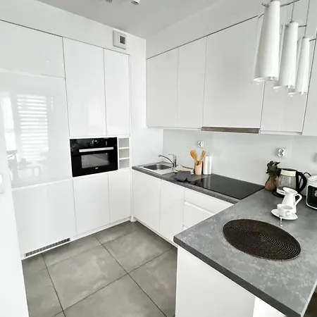 Inpoint One Bedroom With Balcony Self Check-in Near Vistula River&tauron Arena