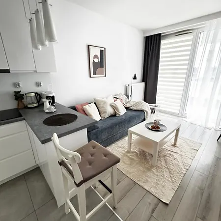 Inpoint One Bedroom With Balcony Self Check-in Near Vistula River&tauron Arena * 크라쿠프