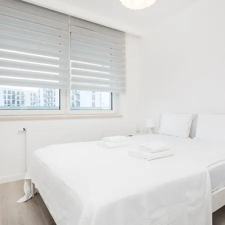 Inpoint One Bedroom With Balcony Self Check-in Near Vistula River&tauron Arena Apartment Krakau