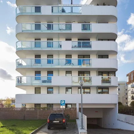 Inpoint One Bedroom With Balcony Self Check-in Near Vistula River&tauron Arena 克拉科夫